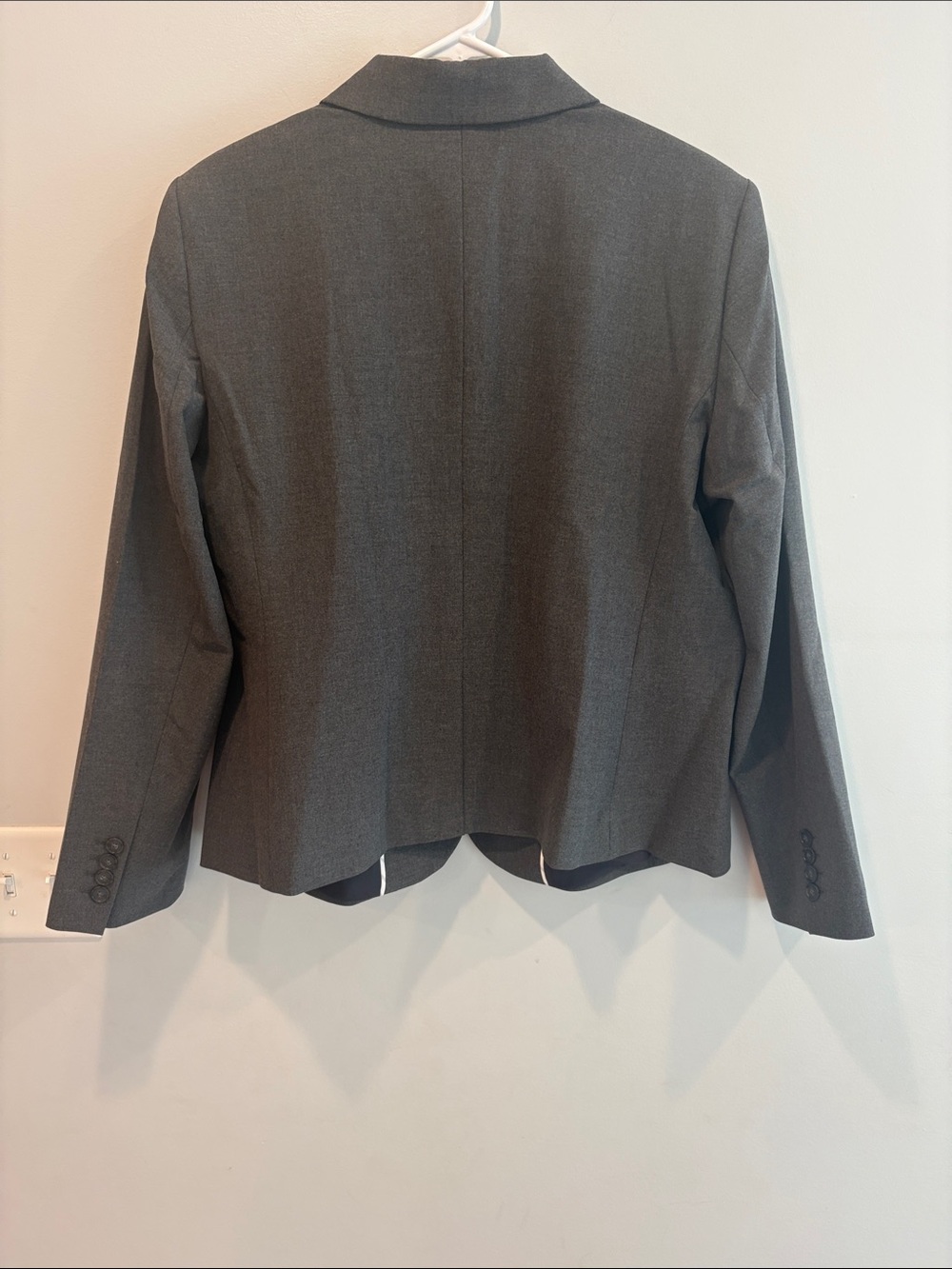 Ann Taylor Gray Single-Button Tailored Blazer ptp 22 length 26 - Picture 6 of 6